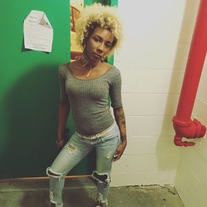 Meet your Posher, Kenari